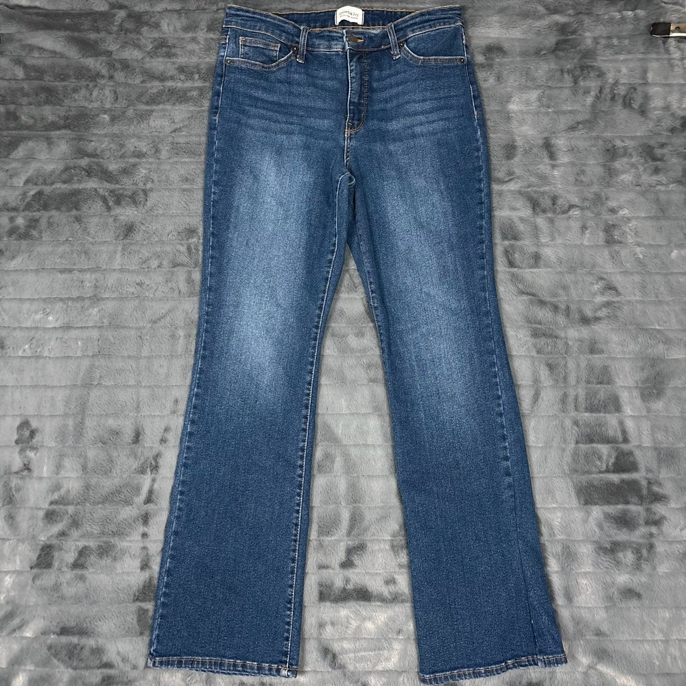 Crown & Ivy Vintage Bootcut Jeans Womens 10 Medium Wash High Rise Stretch Denim
